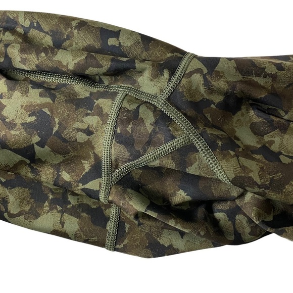 Lululemon Run Top Speed Crop Full-On Luxtreme Mystic Jungle Fatigue Green Black - Picture 8 of 10